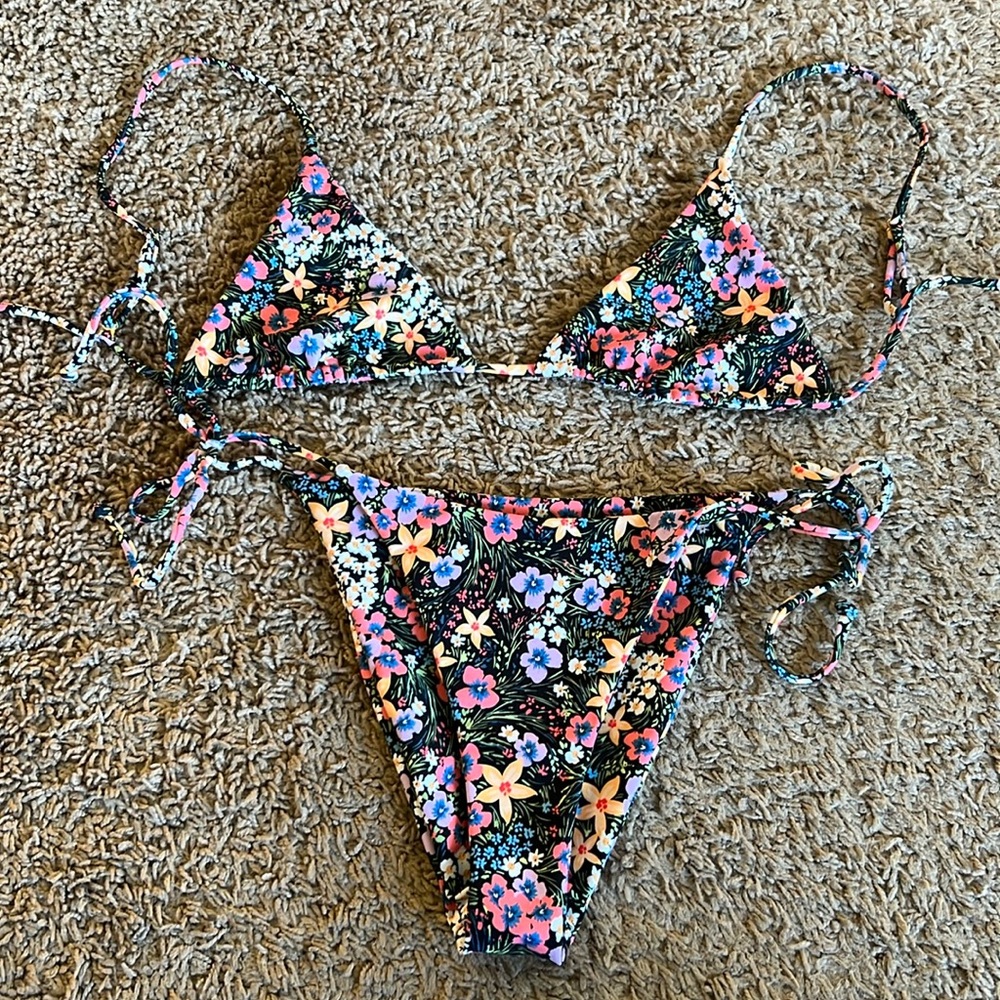 Skatie Bikini